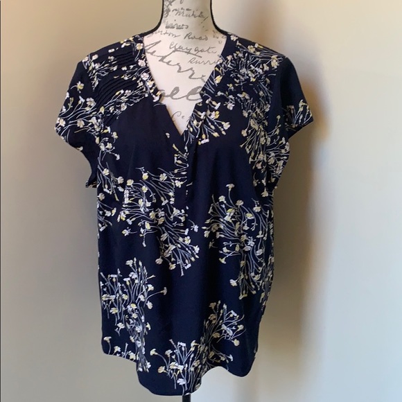 croft & barrow Tops - Croft & Barrow Floral Print Blouse